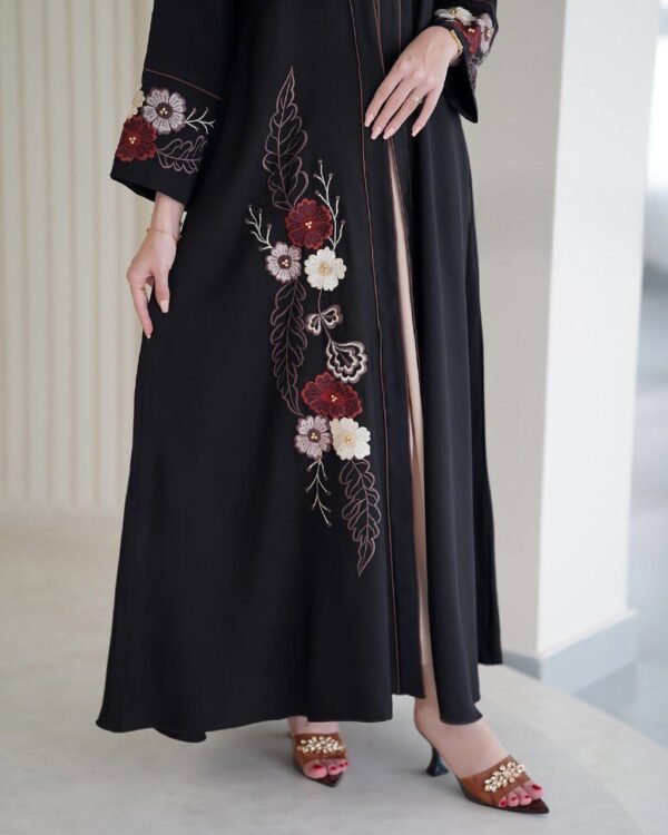 Royal Krepp-Abaya mit Floralem Design