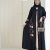 Royal Krepp-Abaya mit Floralem Design