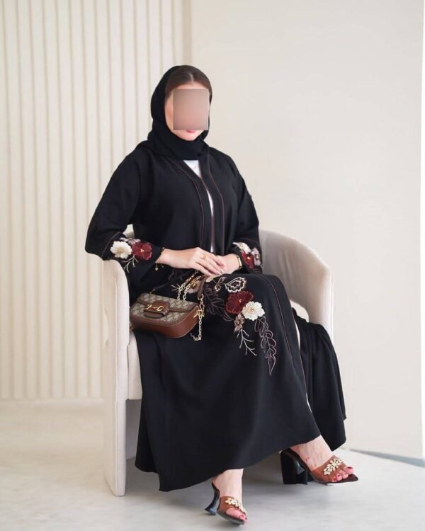 Royal Krepp-Abaya mit Floralem Design