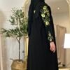Alltags Abaya mit Blümschen Details