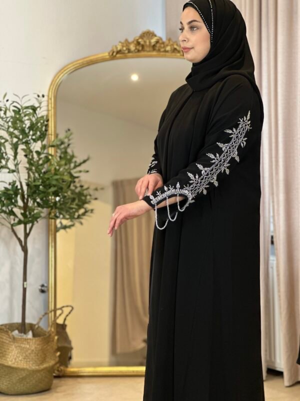 Hochwertige Schwarze Bestickte Abaya