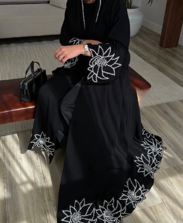 Hochwertige Bestickte Abaya