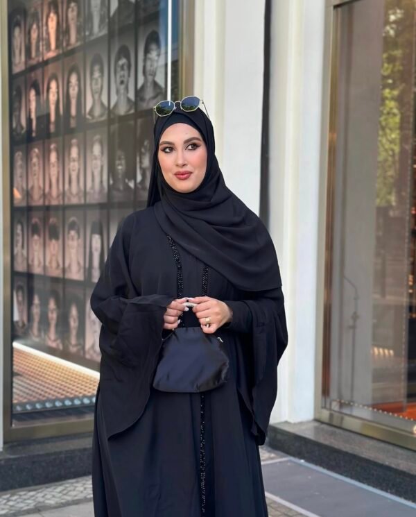 Luxury Abaya in Schwarz