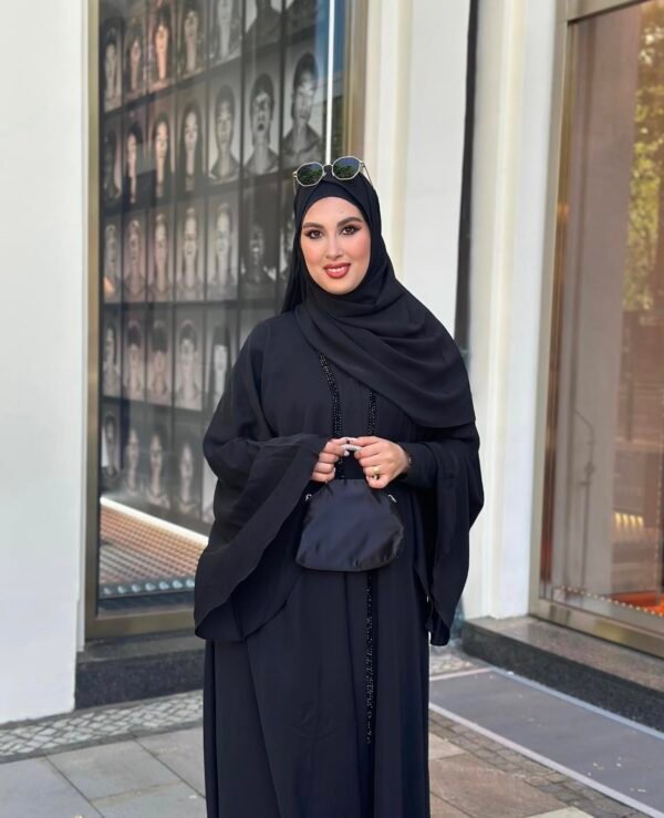 Luxury Abaya in Schwarz