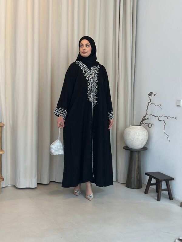 Hochwertige Bestickte Abaya