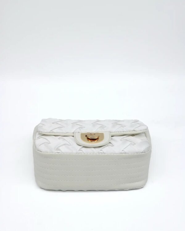 Nested bag in white