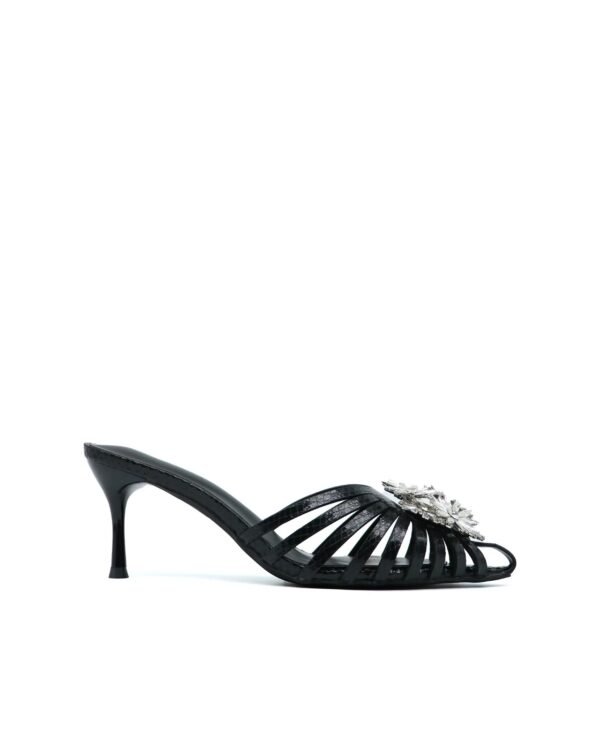 Crystal flowers Thin Heel Sandals Black