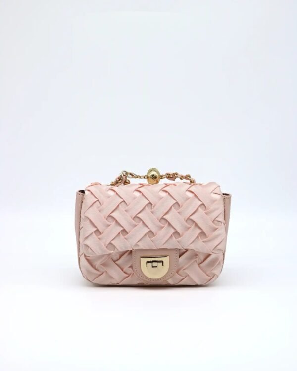 Nested bag with baby pink color