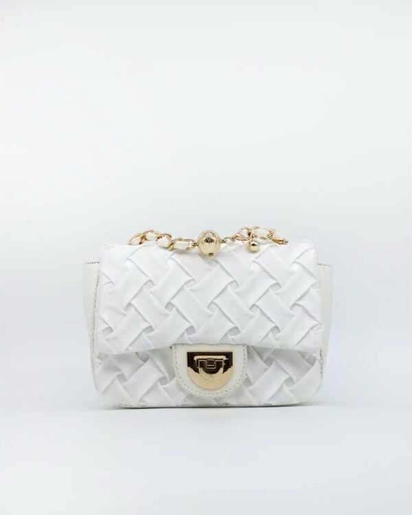Nested bag in white