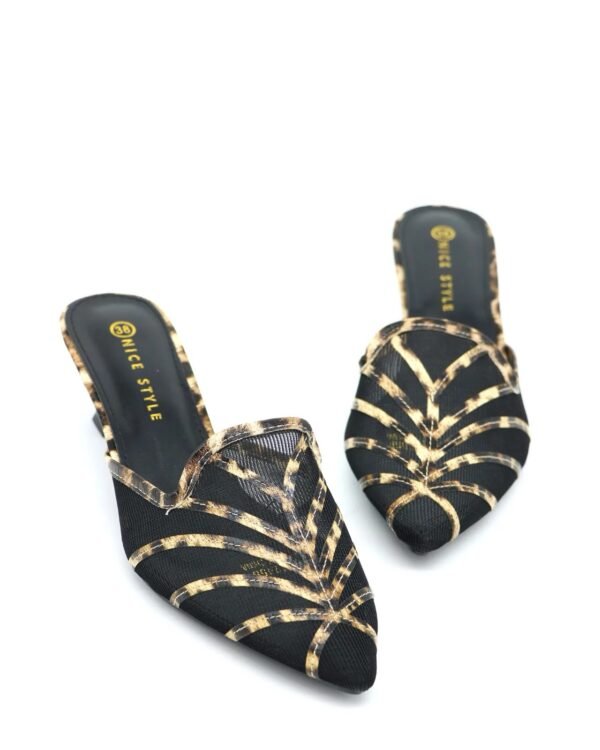 Elegant Low Heel Closed Toe Sandals Tiger