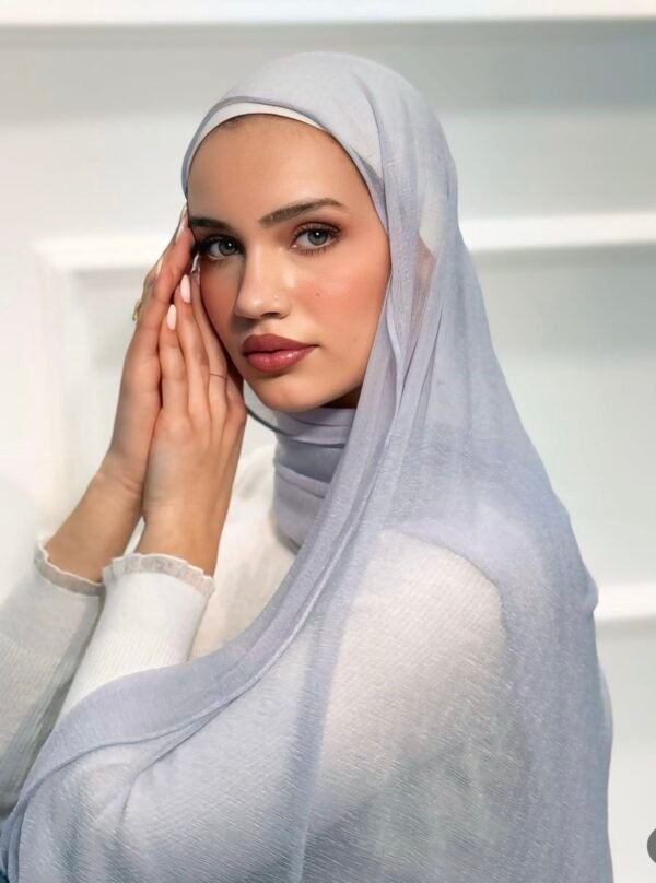 حجاب كشمير باللون الجينز