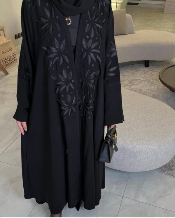 Elegante Bestrickte Abaya in Schwarz mit Muster Details