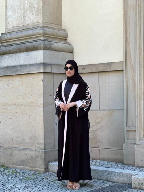 Bestrickte Abaya