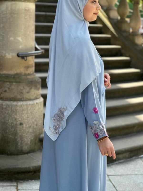 Traum Abaya in Himmelblau